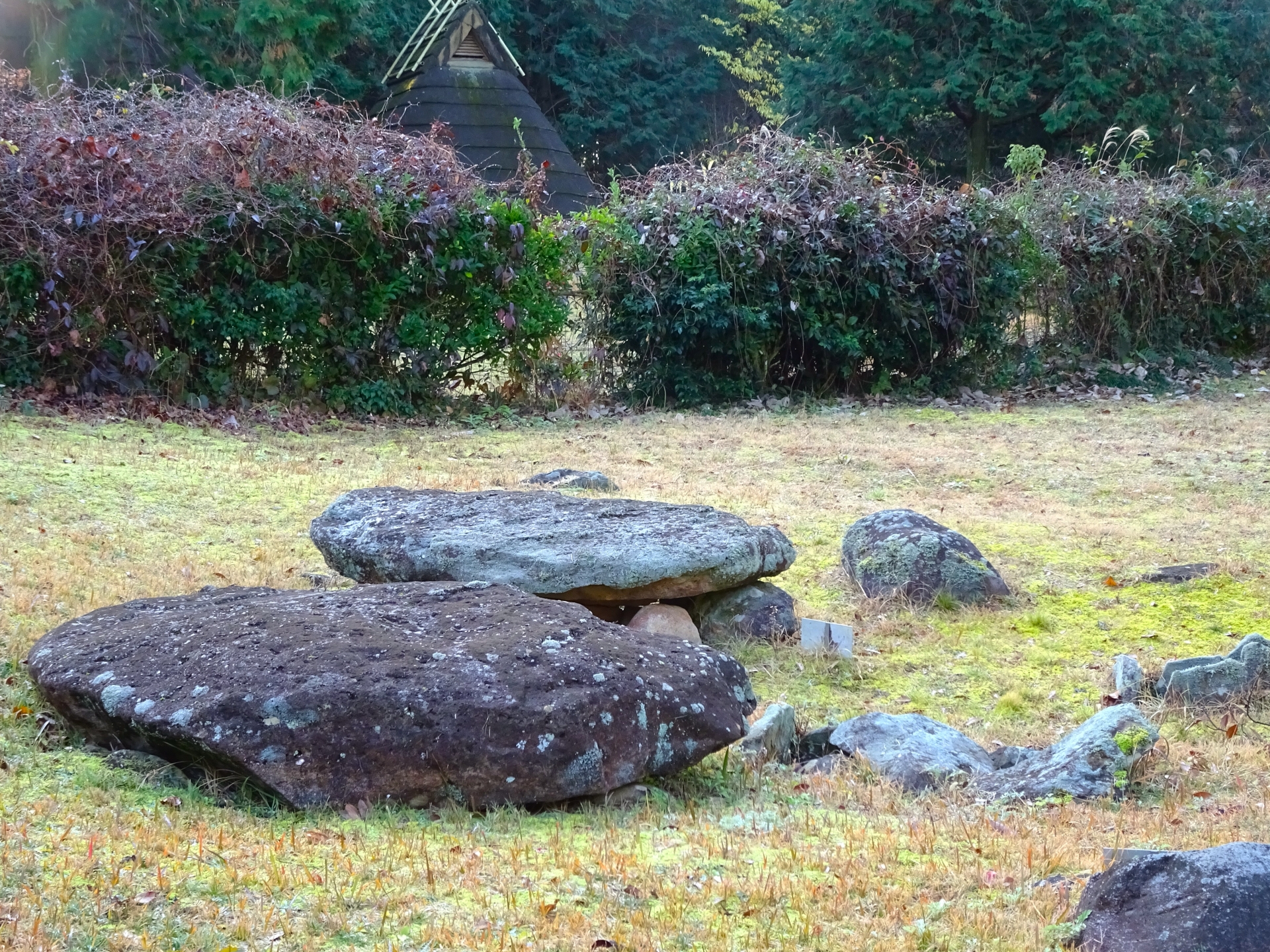 原山支石墓群